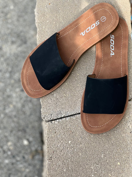 SANDAL BLACK